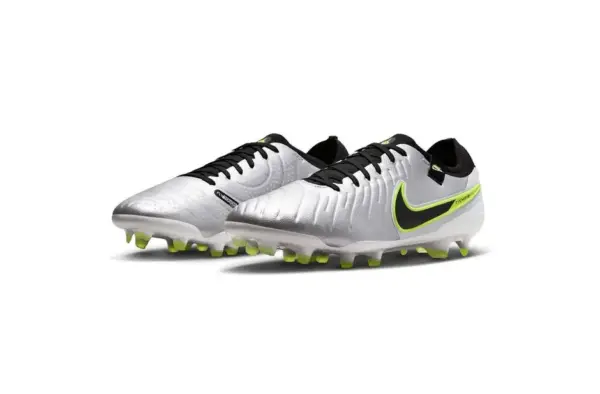 NIKE Tiempo Legend 10 Pro FG - Image 2